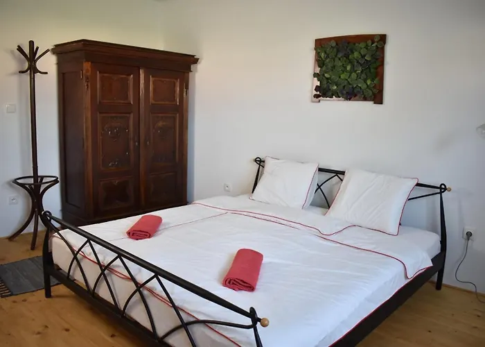 Apartment Na Petce
