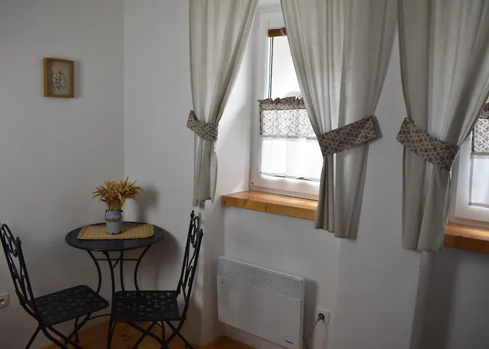 Apartment Na Petce